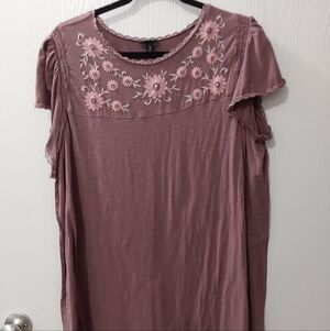 Torrid Mauve Floral Embroidered Blouse
